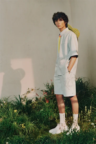 Look 24